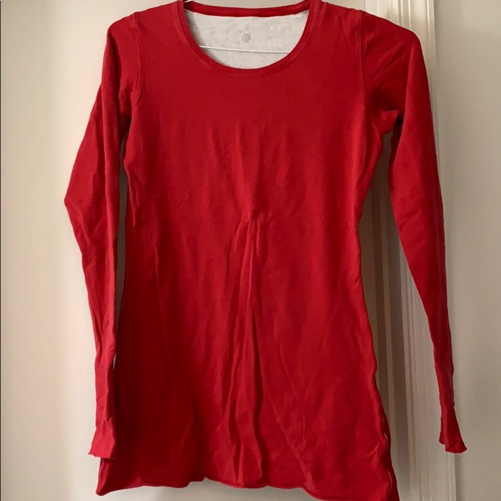 Good used. Size xs to s top and sz.4 short